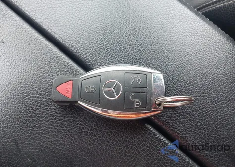 2018 Mercedes-Benz Gls 450 4Matic z USA, uszkodzony, nr VIN 4JGDF6EE4JB069072